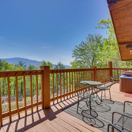 Smoky Mountain Vacation Rental Cabin With Hot Tub! Gatlinburg Eksteriør billede