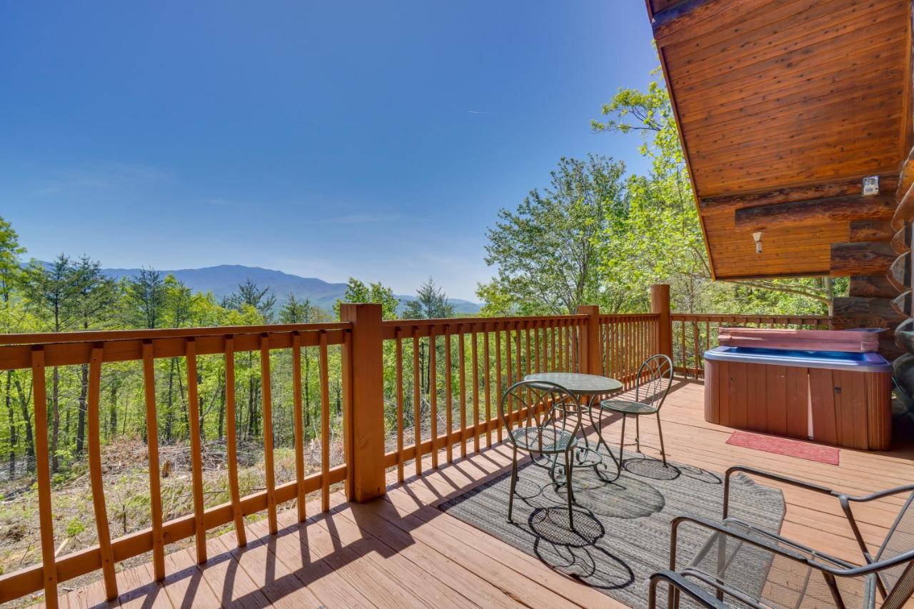 Smoky Mountain Vacation Rental Cabin With Hot Tub! Gatlinburg Eksteriør billede