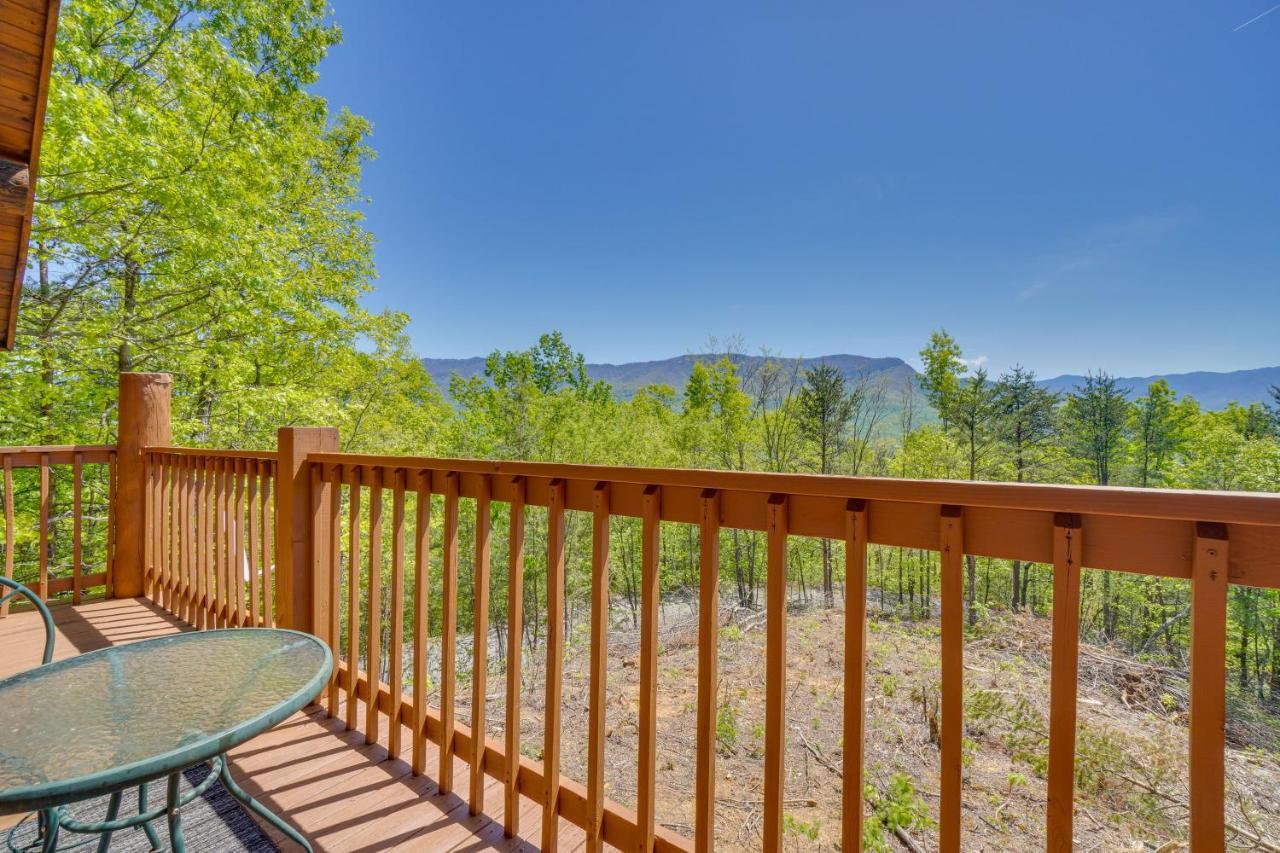 Smoky Mountain Vacation Rental Cabin With Hot Tub! Gatlinburg Eksteriør billede