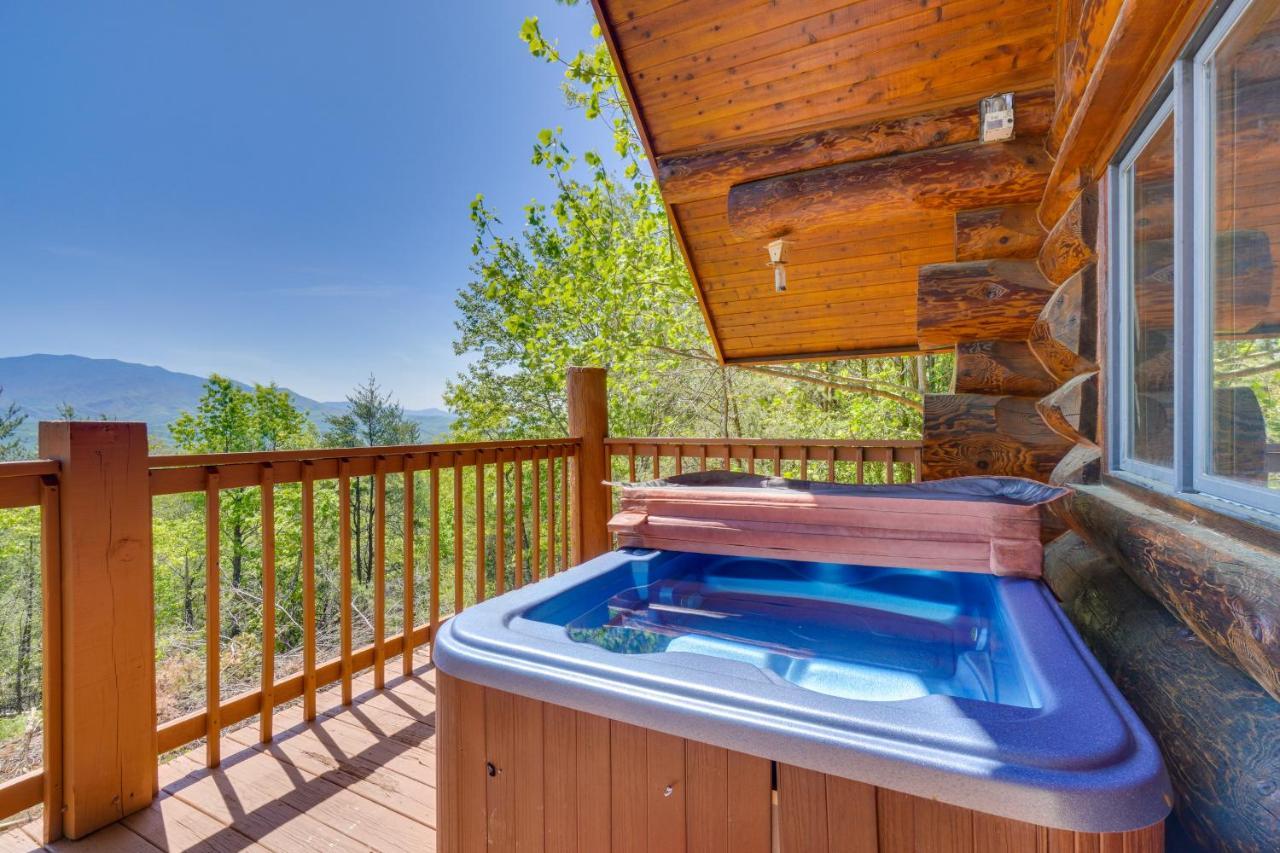 Smoky Mountain Vacation Rental Cabin With Hot Tub! Gatlinburg Eksteriør billede