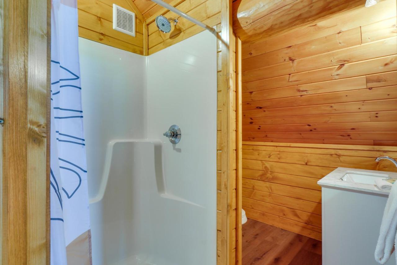 Smoky Mountain Vacation Rental Cabin With Hot Tub! Gatlinburg Eksteriør billede